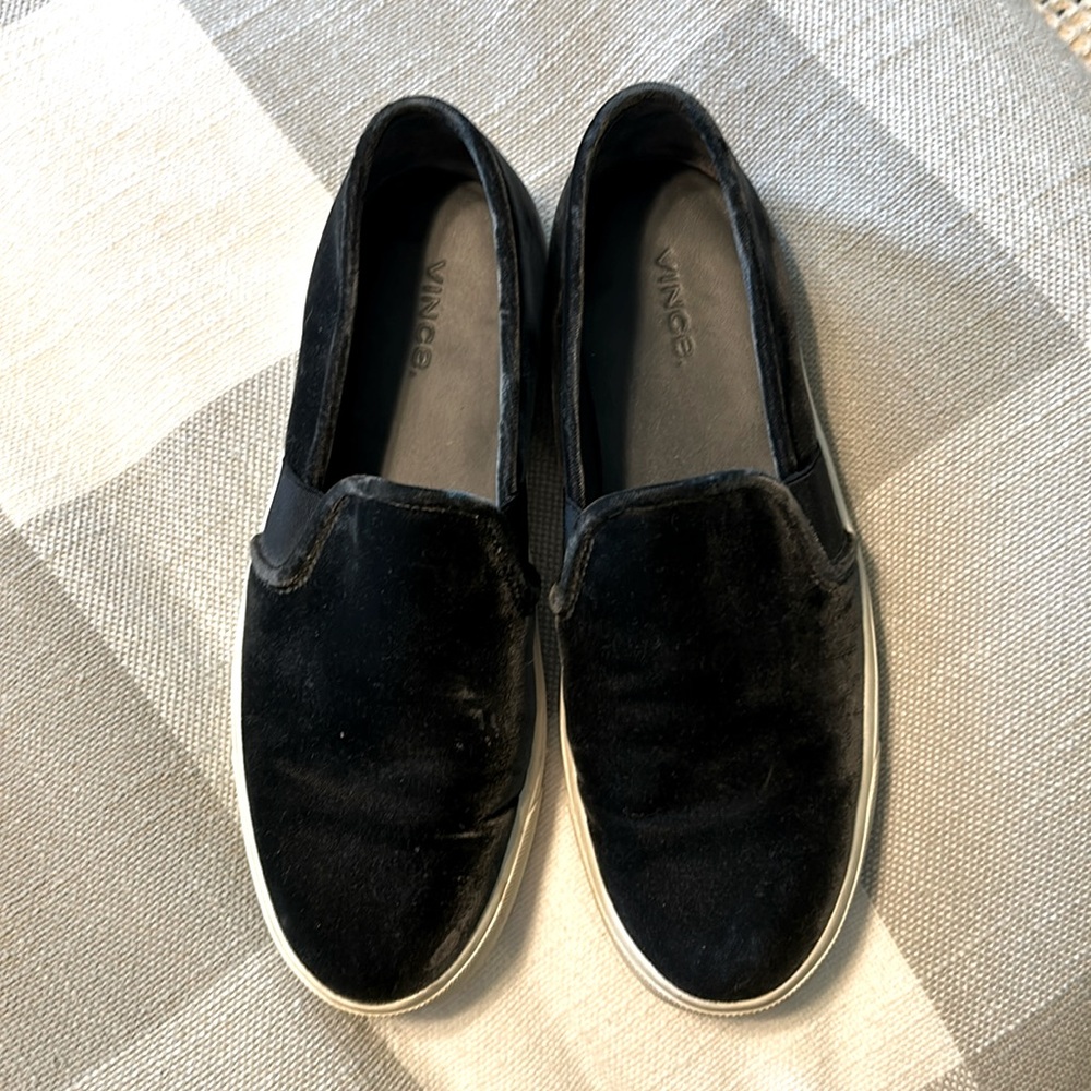 Vince slip on sneaker